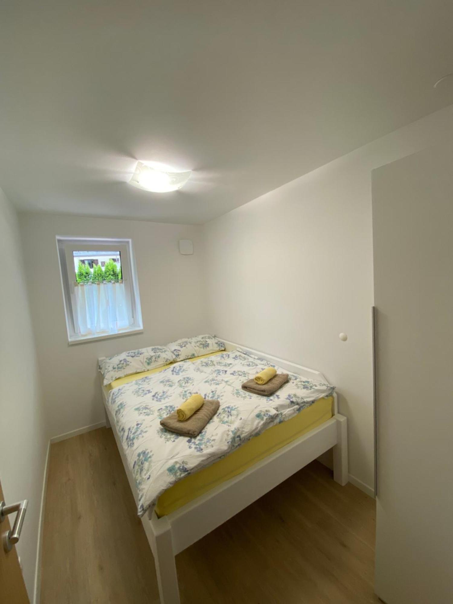 Apartma Kati โบเว็ก ภายนอก รูปภาพ